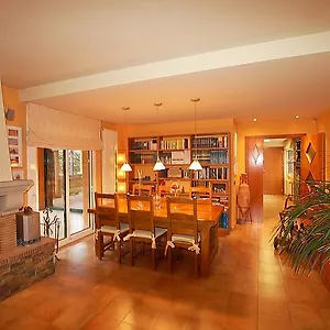 105363) Casa En Con Internet, Aire Acondicionado, Aparcamiento, Jardin Santa Cristina d'Aro